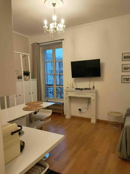 Charmant Studio Quai Joliette Marseilles Buitenkant foto