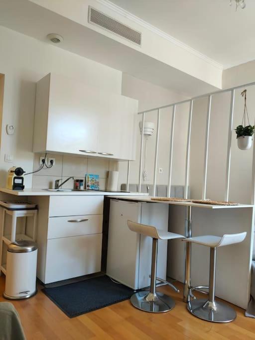 Charmant Studio Quai Joliette Marseilles Buitenkant foto
